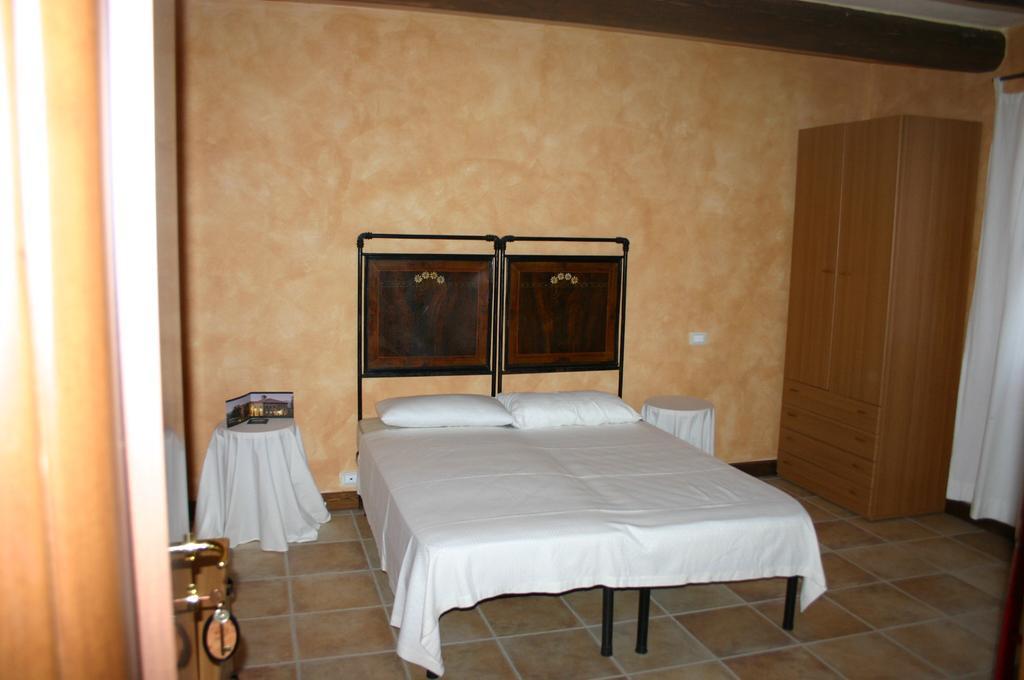 Agriturismo Monastero Di San Biagio Nocera Umbra Zimmer foto